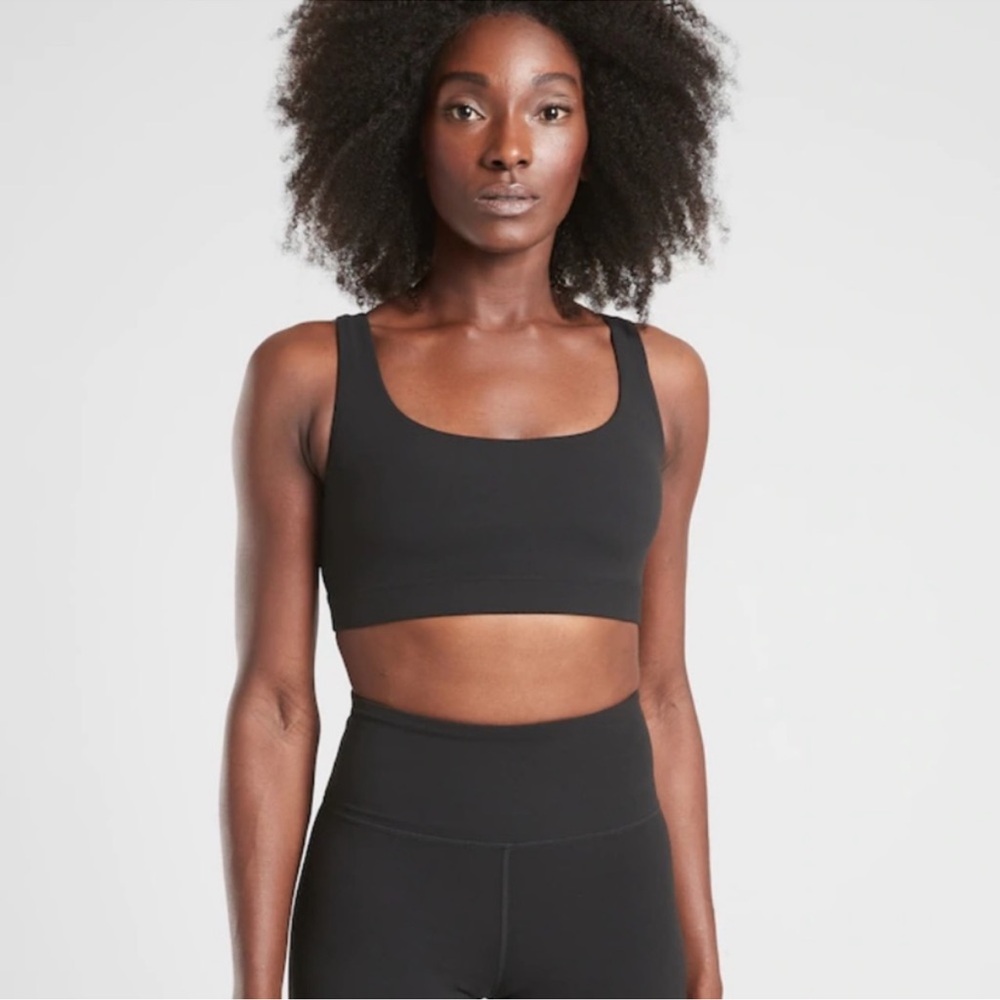 Athleta Exhale A-C Black Sports Bra Low Impact Size XS Women’s Powervita